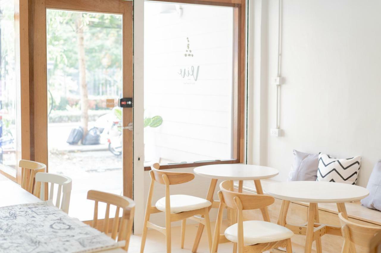 Viv Hometel&Cafe Чиангмай Екстериор снимка