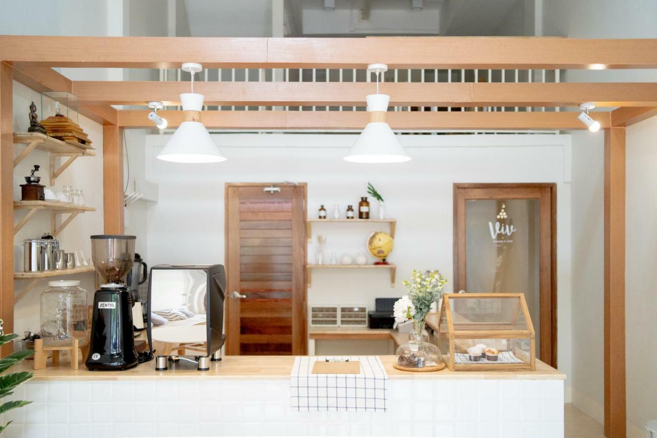 Viv Hometel&Cafe Чиангмай Екстериор снимка